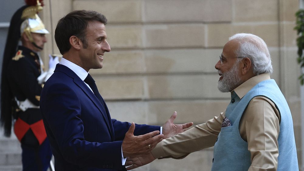 Jour de la Bastille : Macron tente de séduire l'Indien Modi, malgré les préoccupations relatives aux droits de l'homme