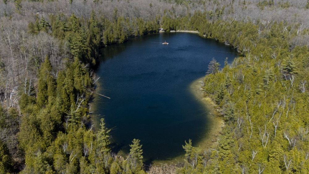 Canada : un petit lac près de Toronto salué comme le « point zéro » de l'ère de l'Anthropocène