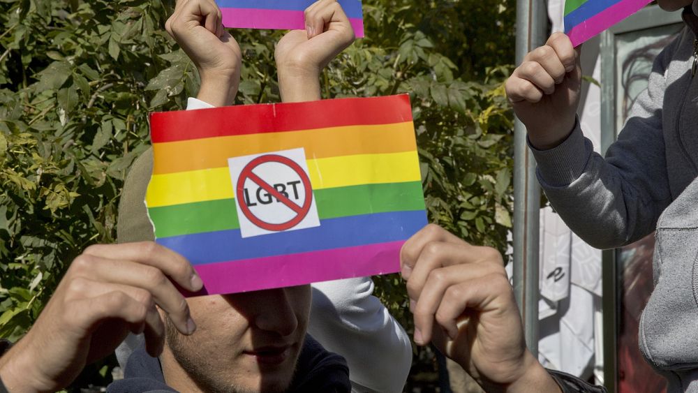 Comment les évangéliques américains et l'Église orthodoxe russe ont contribué à alimenter l'agenda anti-LGBTQ+ en Europe