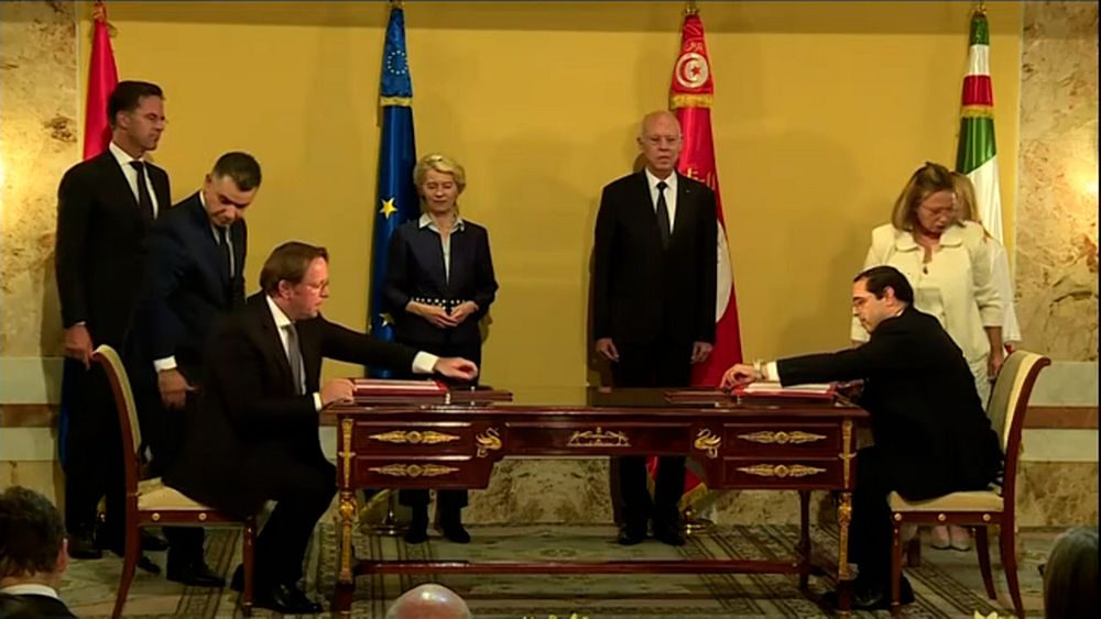 La Tunisie et l'UE signent un "partenariat stratégique" sur l'économie et la migration