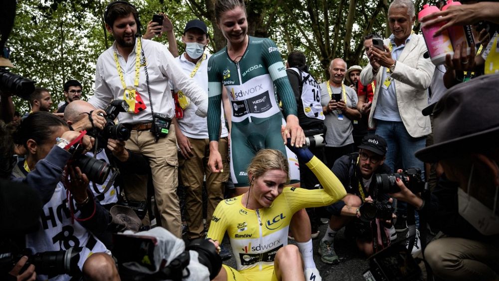 La Cycliste N Erlandaise Demi Vollering Remporte Le Premier Titre F Minin Du Tour De France