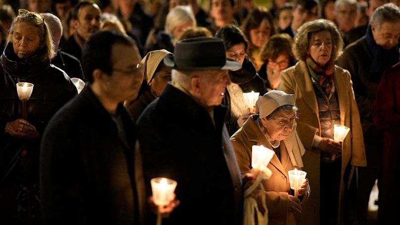 AP Photo/Armando Franca, Dossier