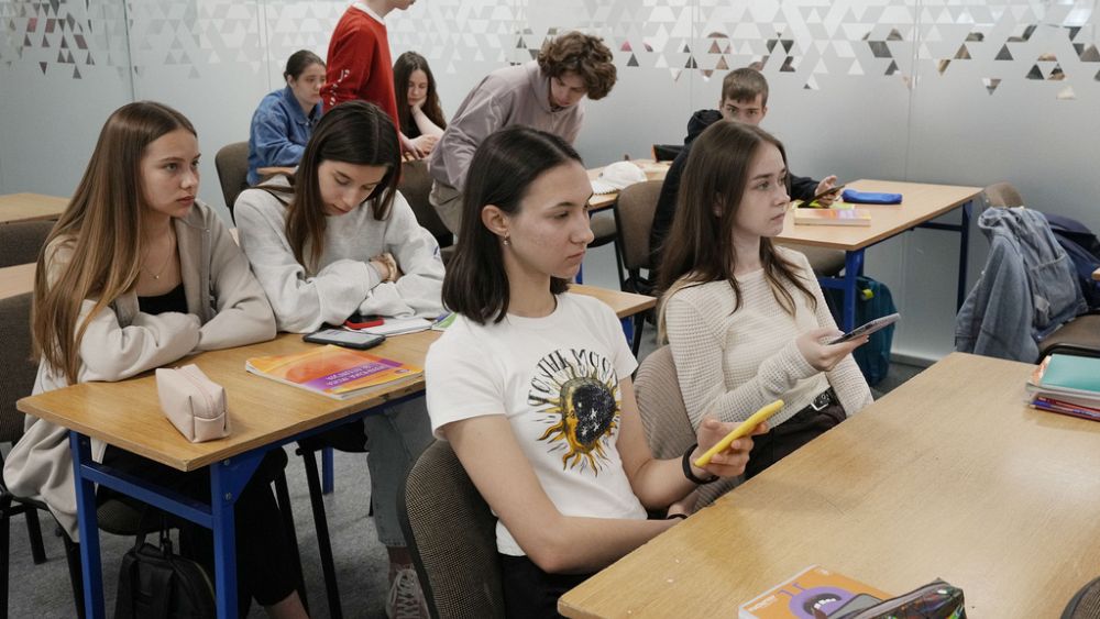 Les écoles secondaires néerlandaises vont interdire totalement les téléphones portables