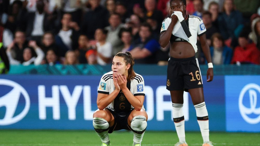 Heartbreak alors que l'Allemagne est expulsée de la Coupe du monde féminine après un match nul 1-1 en Australie