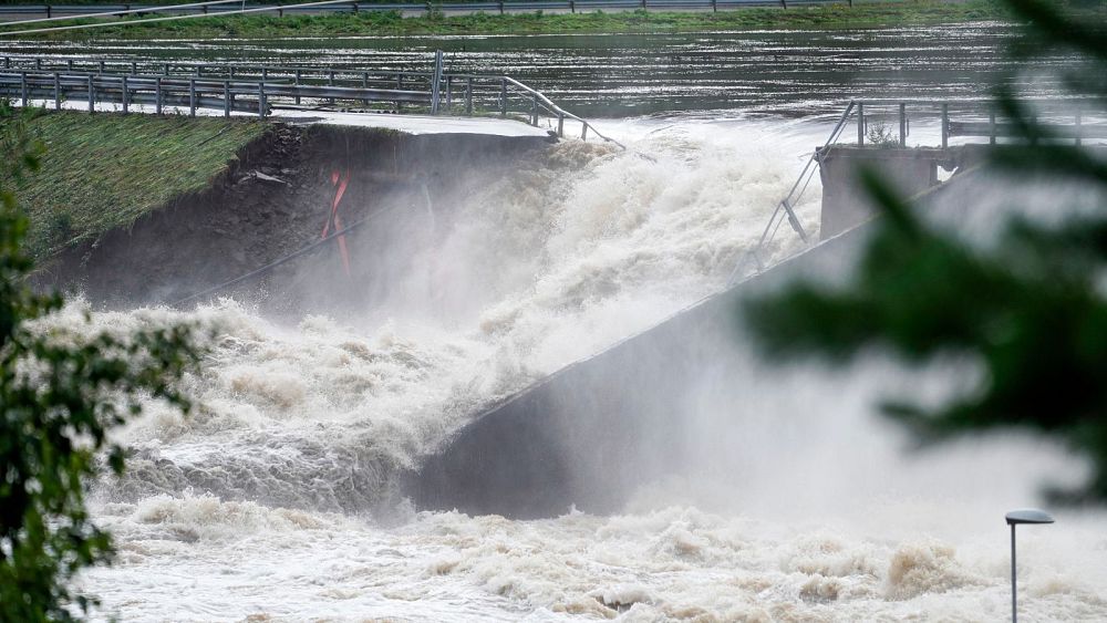 Météo extrême en Europe: la Norvège envisage davantage d'évacuations, les incendies de forêt au Portugal, la canicule en Espagne