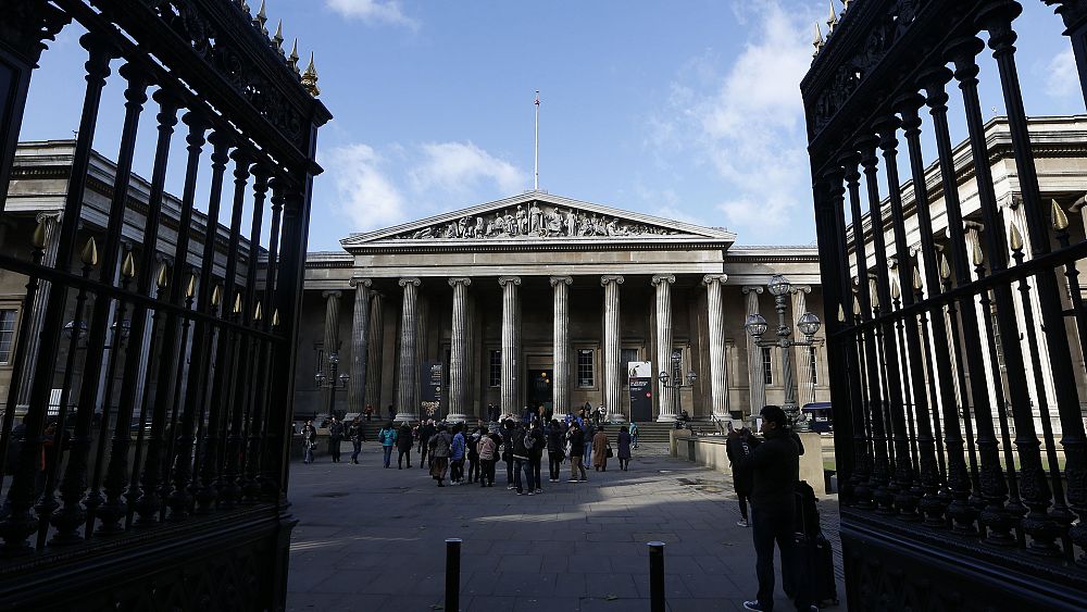 La Grèce renouvelle son appel au British Museum pour qu'il restitue les marbres du Parthénon suite à des vols inestimables