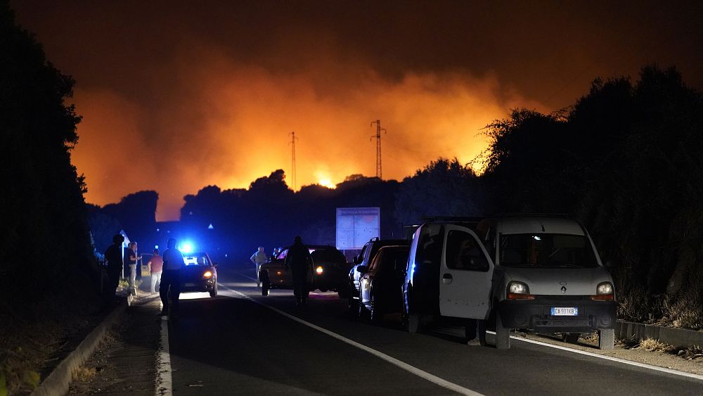 "Catastrophe sans précédent": l'Italie demande l'aide de l'UE pour lutter contre les incendies de forêt en Sardaigne