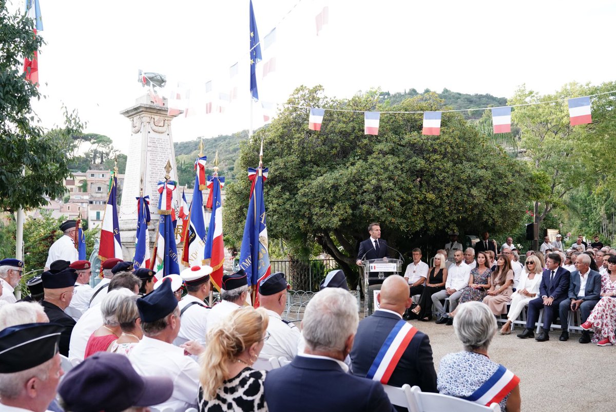 N'oublions jamais la leçon de courage et d'engagement que nous ont donnée nos libérateurs, qui nous oblige et doit chaque jour nous inspirer.
            
Cette Résistance de l'intérieur, ces Français de Londres, ces Français venus du bout du Pacifique et du continent africain,…