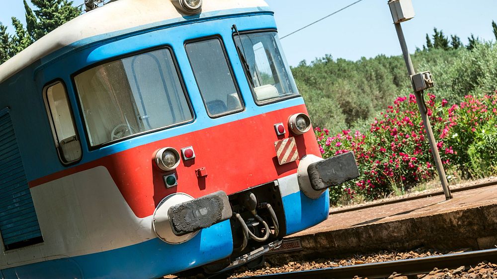 Explorez l'Italie en train : ces nouveaux itinéraires ferroviaires sont votre billet pour les villages cachés et la nature pittoresque