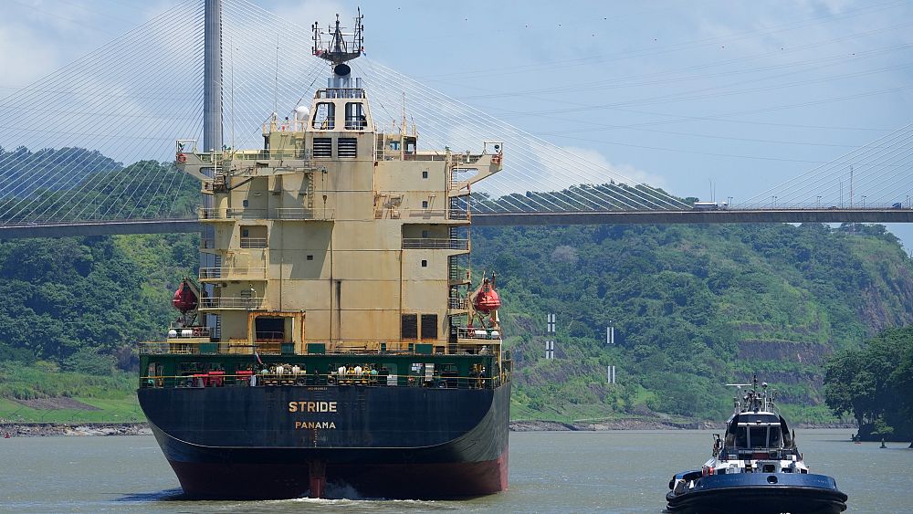 Le canal de Panama fait face à des moments difficiles alors que les traversées de navires baissent