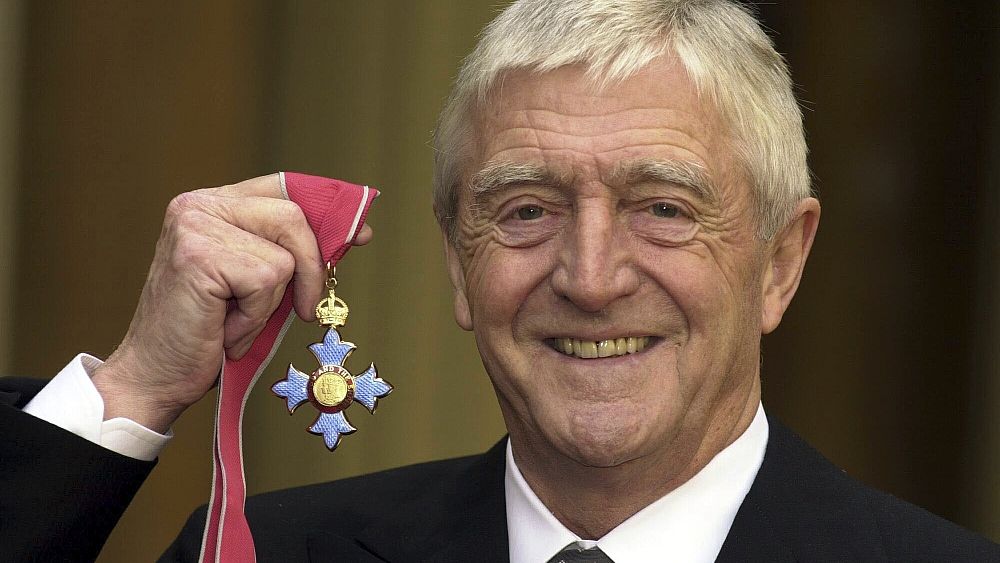 Le diffuseur britannique Sir Michael Parkinson est décédé à l'âge de 88 ans