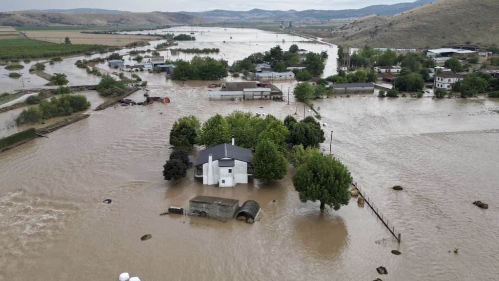 Au moins quatre personnes sont mortes après de graves inondations en Grèce