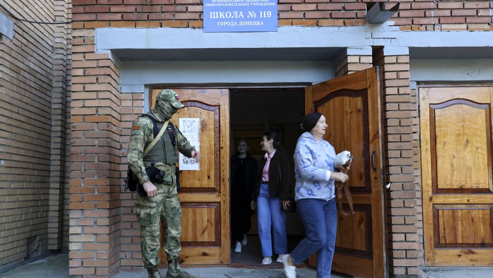 La Russie tente d'organiser des élections locales dans les régions occupées de l'Ukraine