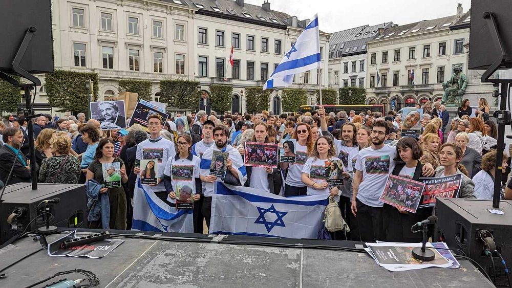 « S'il vous plaît, aidez-nous à les faire sortir » : les proches des otages israéliens appellent à leur libération lors d'un rassemblement à Bruxelles