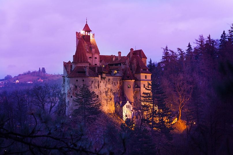 Le château de Bran en Transylvanie est célèbre pour avoir inspiré le film « Dracula » de Bram Stoker.