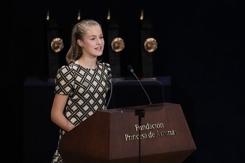 Leonor, princesse des Asturies, prononce son discours lors de la cérémonie des Prix Princesse des Asturies 2021 à Oviedo, dans le nord de l'Espagne, le vendredi 22 octobre 2021.