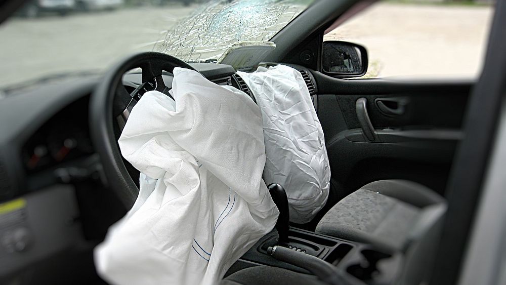 Des millions d'airbags doivent être rappelés aux États-Unis. Qu'en est-il de l'Europe ?