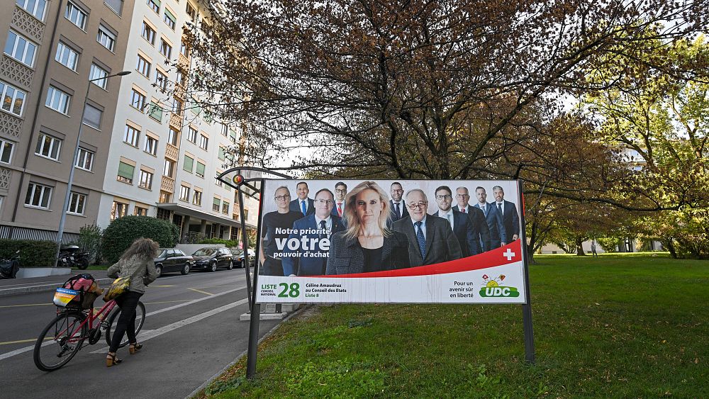 Élections suisses : les sondages montrent que les populistes de droite et les socialistes pourraient s'en sortir