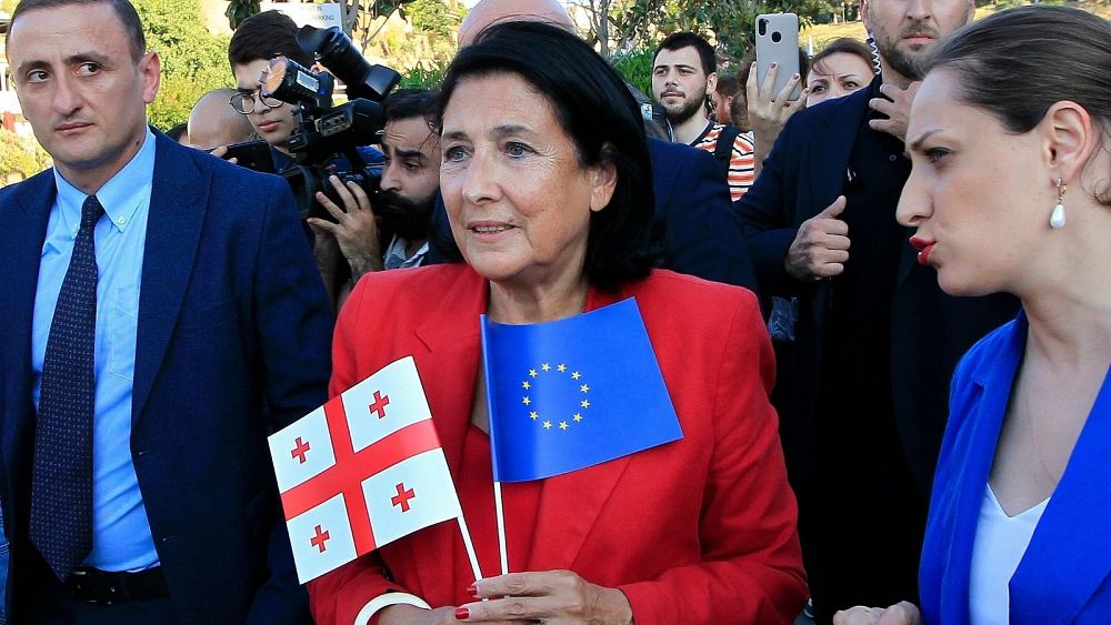 La Cour constitutionnelle de Géorgie autorise la destitution de la présidente pro-européenne Salomé Zourabichvili