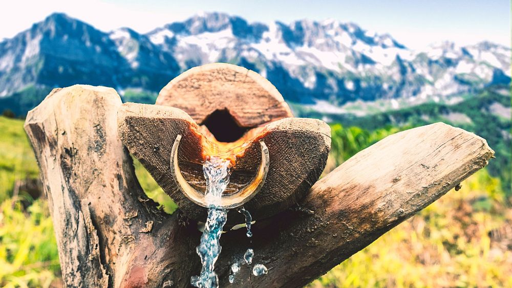 L'eau potable en Suisse est contaminée par des « produits chimiques éternels », selon une étude