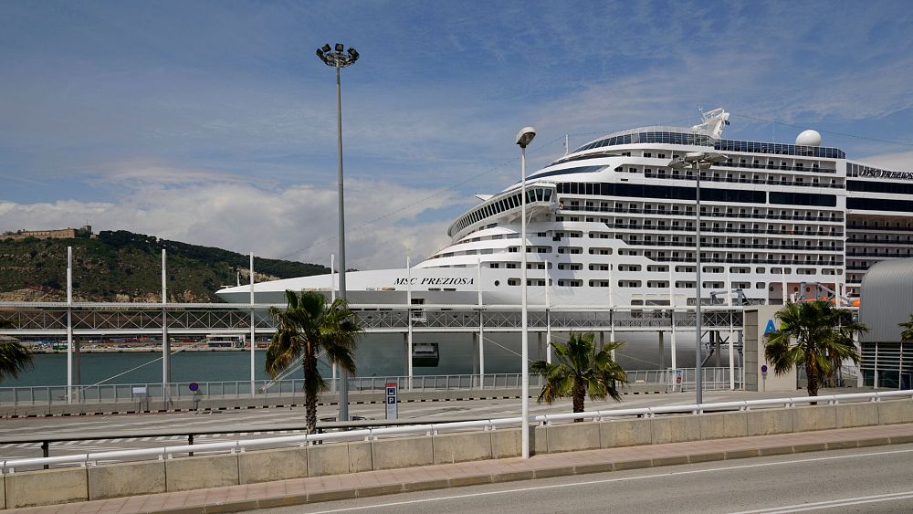 Les croisiéristes à Barcelone ne pourront plus s'arrêter dans le centre-ville