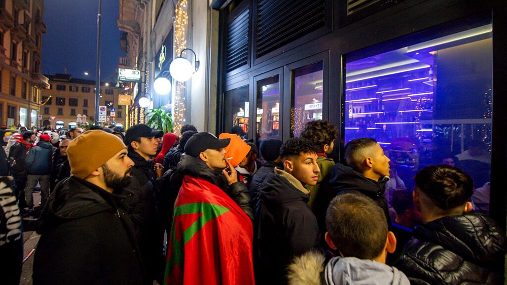 Milan Interdit La Nourriture Et Les Boissons Tard Le Soir Dans Le Centre Ville Après Des