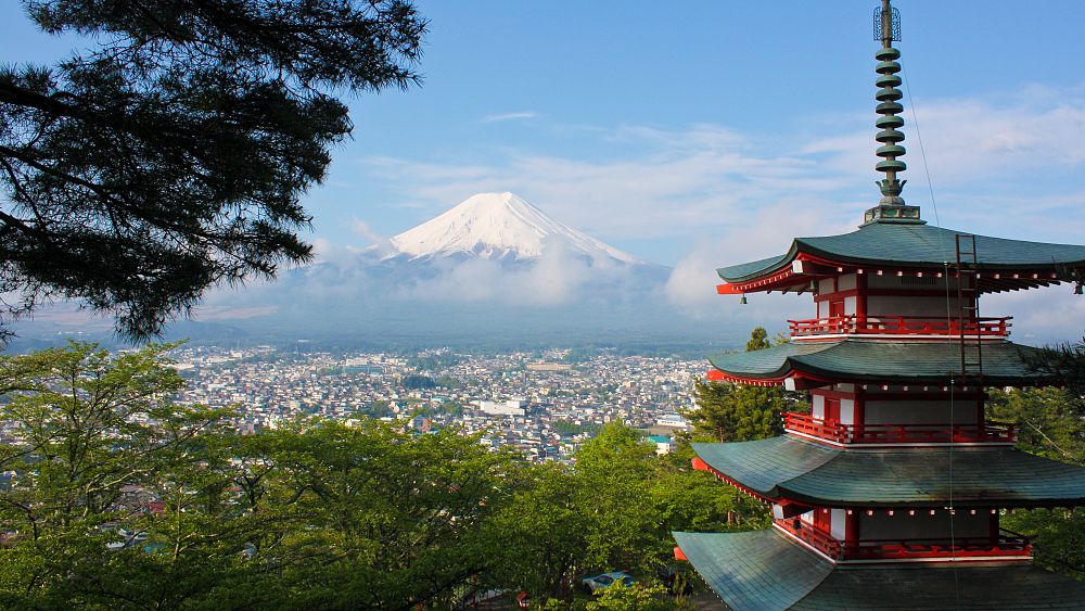 Nouvelle taxe de séjour et hausse des coûts de transport : comment le Japon envisage de lutter contre le surtourisme