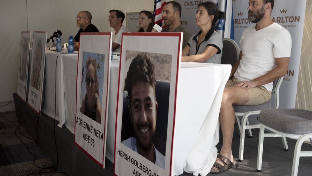 « Ramenez notre peuple » : des volontaires israéliens œuvrent pour la libération de quelque 200 otages