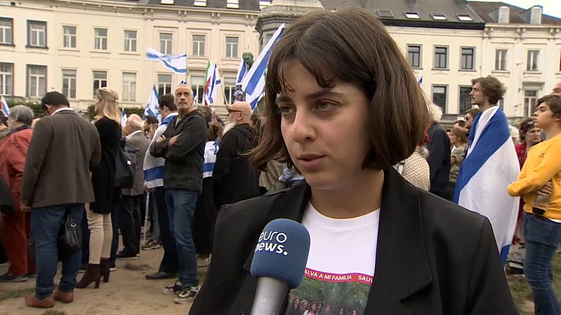 Shira Hevron, dont les proches auraient été kidnappés par le Hamas, s'entretient avec Euronews