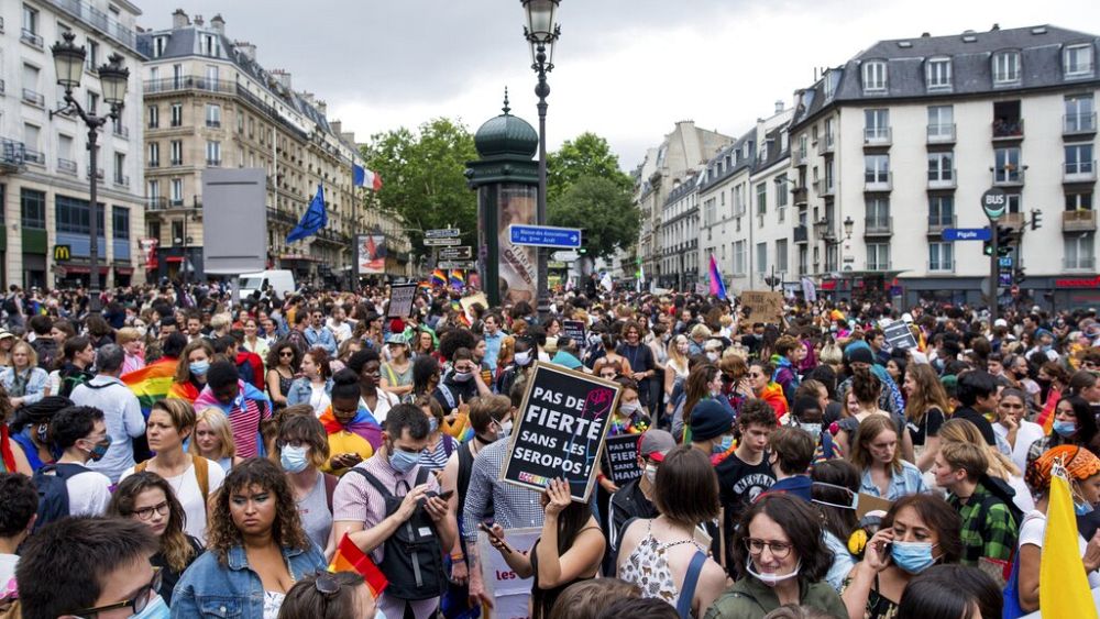 Les victimes des lois anti-homosexuelles en France pourraient être indemnisées en vertu d'un nouveau projet de loi