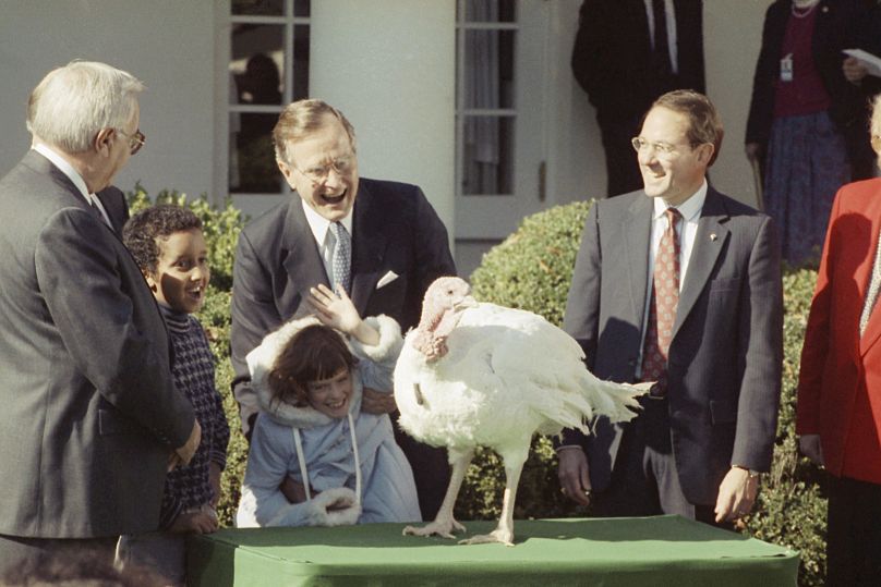 Juste une journée normale en Amérique.  Le président George Bush et Shannon Duffy, 8 ans, de Fairfax, en Virginie, en 1989