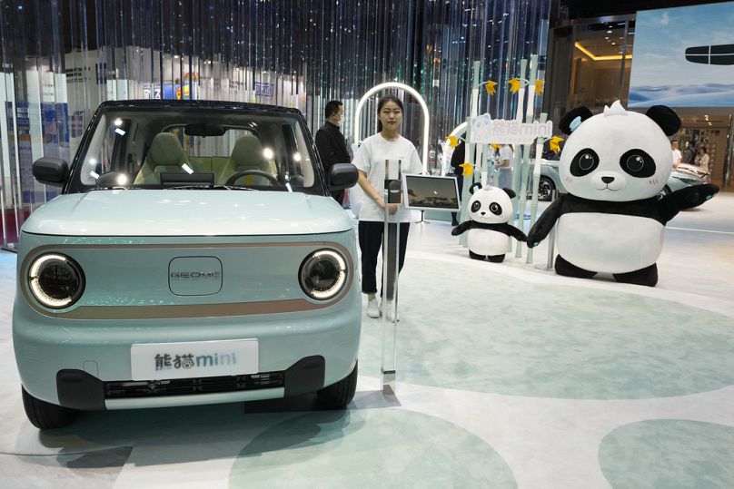 La Panda mini électrique du constructeur automobile chinois Geely est exposée lors du salon Auto Shanghai 2023 à Shanghai, en avril 2023.