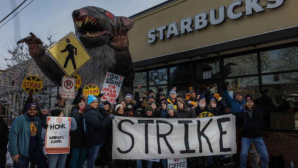 Des milliers d'employés de Starbucks en grève pour leurs conditions de travail