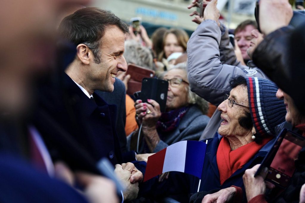 Amis Suisses,
Chers cousins,

Merci pour votre accueil.

C’est dans ces épreuves que le monde traverse que les amitiés solides doivent encore et encore être renforcées, pour agir ensemble, pour inspirer.