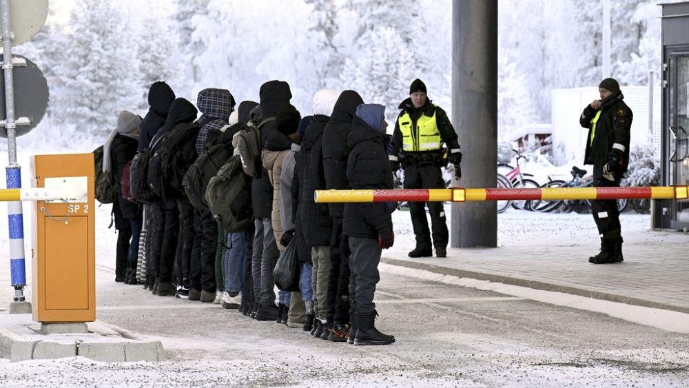 La Finlande ferme toutes ses frontières avec la Russie sauf une