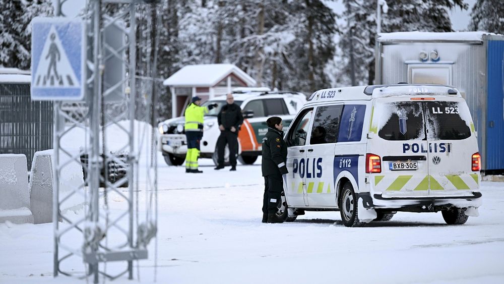 La Finlande va fermer toutes ses frontières avec la Russie après l'afflux de migrants