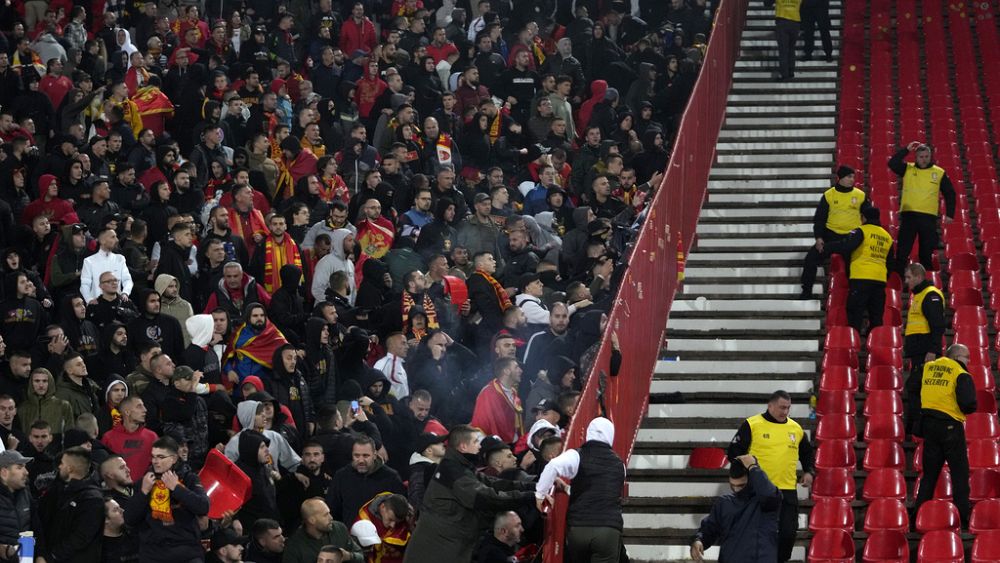 La Serbie-et-Monténégro jouera à huis clos suite au mauvais comportement de ses supporters