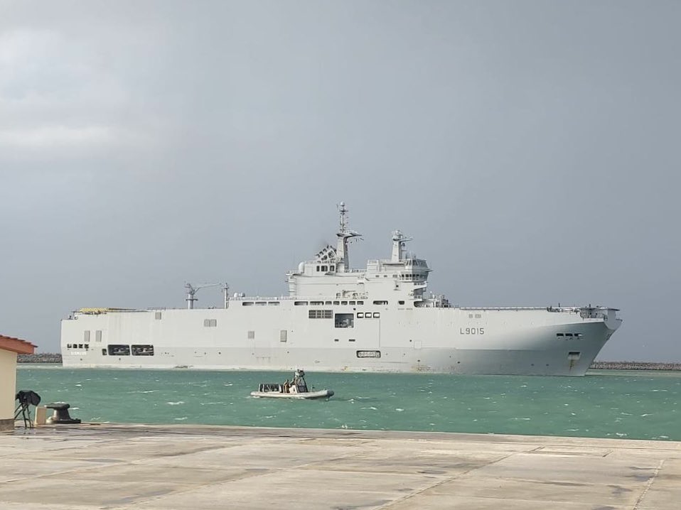 Le Dixmude est arrivé en Égypte, à une cinquantaine de kilomètres de Gaza. Il vient soutenir les efforts pour répondre à l’urgence humanitaire.

Merci à nos militaires, à nos médecins, à nos agents diplomatiques et à nos partenaires. Solidaires ensemble.