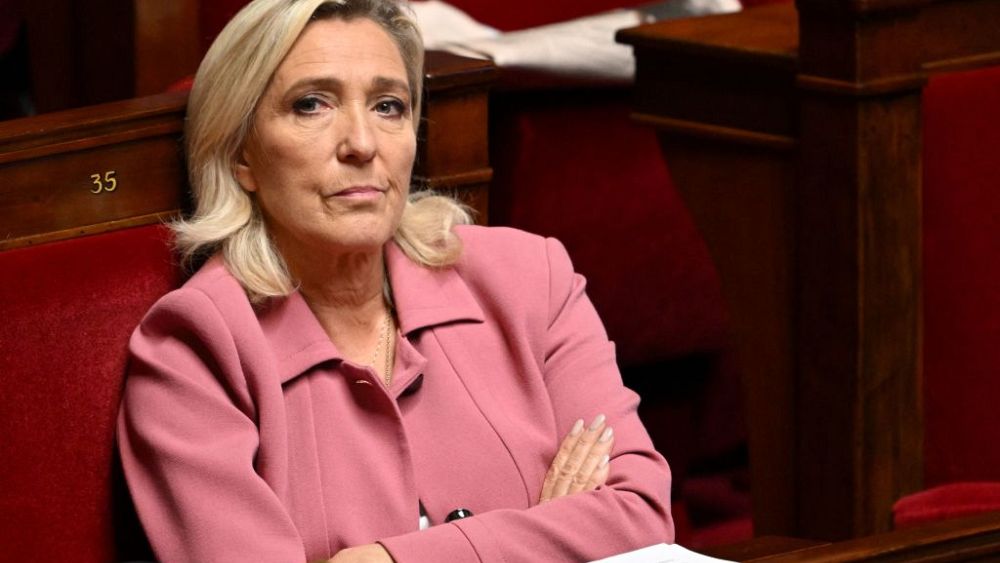 Marine Le Pen appelle ses partisans à manifester contre l'antisémitisme