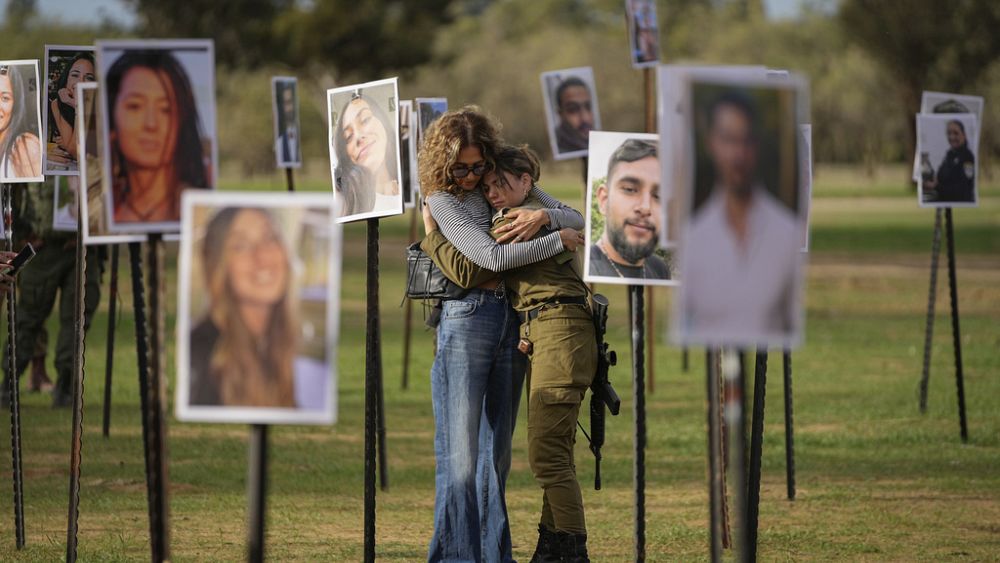 Guerre Israël-Hamas : les proches israéliens des otages se retrouvent dans un vide angoissant