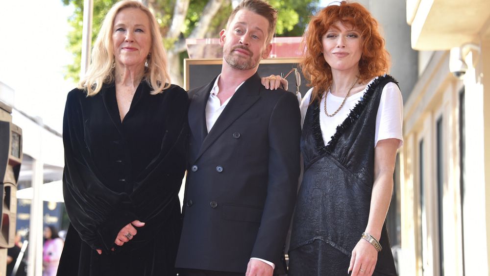 Une réunion « Home Alone » alors que Macaulay Culkin obtient une étoile sur le Hollywood Walk of Fame