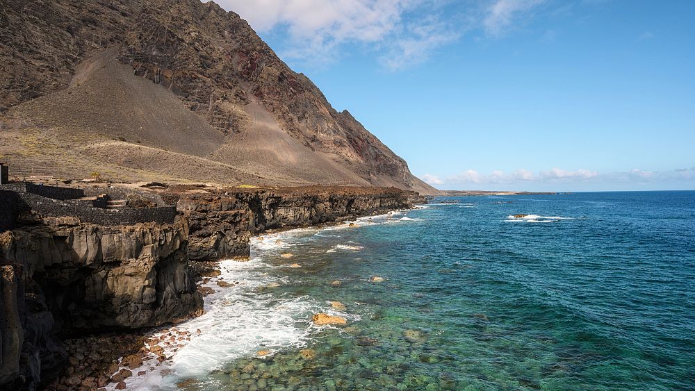 Propulsé par le vent et l’eau : les îles Canaries prouvent qu’il est possible de fonctionner avec des énergies renouvelables