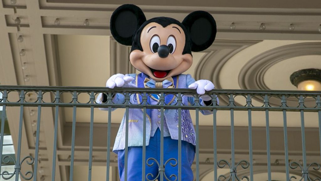 Mickey Mouse becomes available for public use in 2024 — with some major caveats