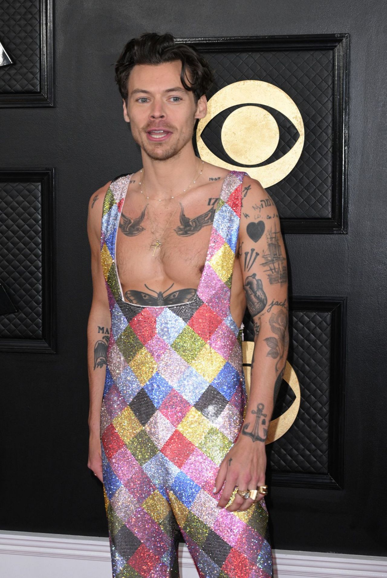 Harry Styles arrive pour la 65e cérémonie annuelle des Grammy Awards à la Crypto.com Arena de Los Angeles le 5 février 2023.