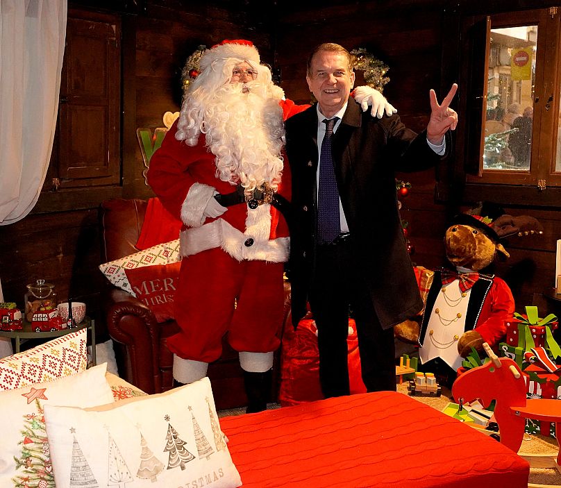 Abel Caballero, maire de Vigo, et le Père Noël.