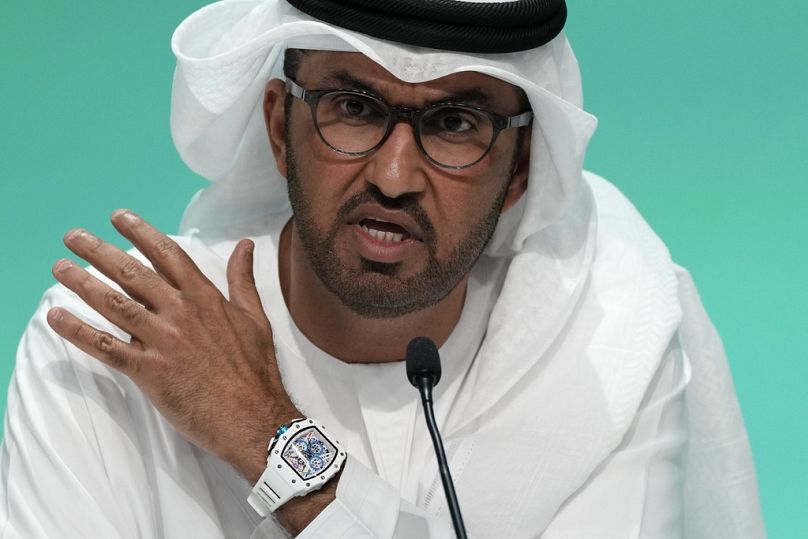 Le président de la COP28, Sultan al-Jaber, s'exprime lors d'une conférence de presse lors du Sommet des Nations Unies sur le climat de la COP28 à Dubaï, en décembre 2023.