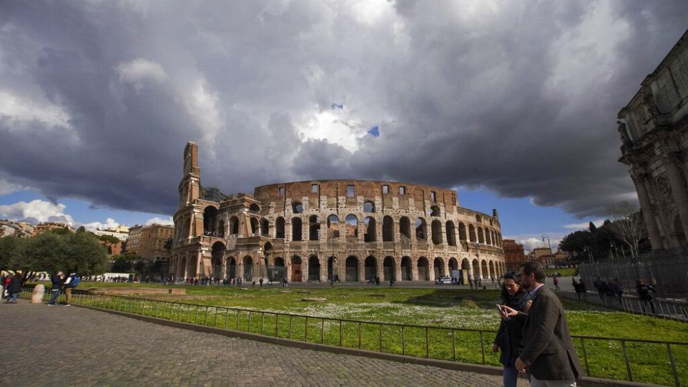 L'économie italienne échappe à la récession mais des nuages ​​menacent pour 2024