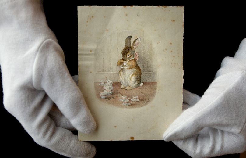 Une illustration de Beatrix Potter est exposée à la maison de vente aux enchères Bonhams à Londres, le mardi 4 novembre 2008.