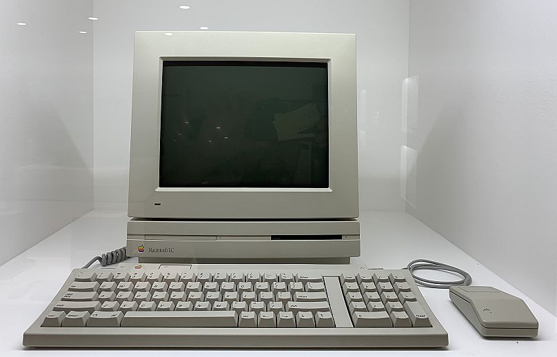 Macintosh LC, lancé le 15 octobre 1990