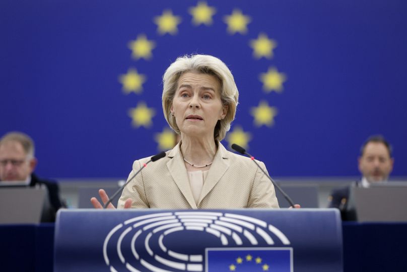 La présidente de la Commission européenne, Ursula von der Leyen, prononce son discours au Parlement européen à Strasbourg, en janvier 2024.